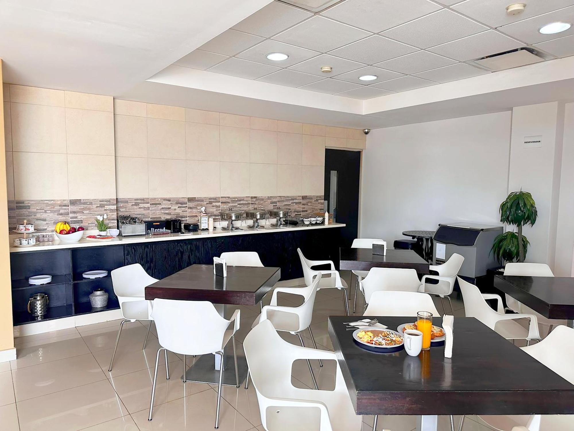 Sleep Inn Culiacan Ngoại thất bức ảnh